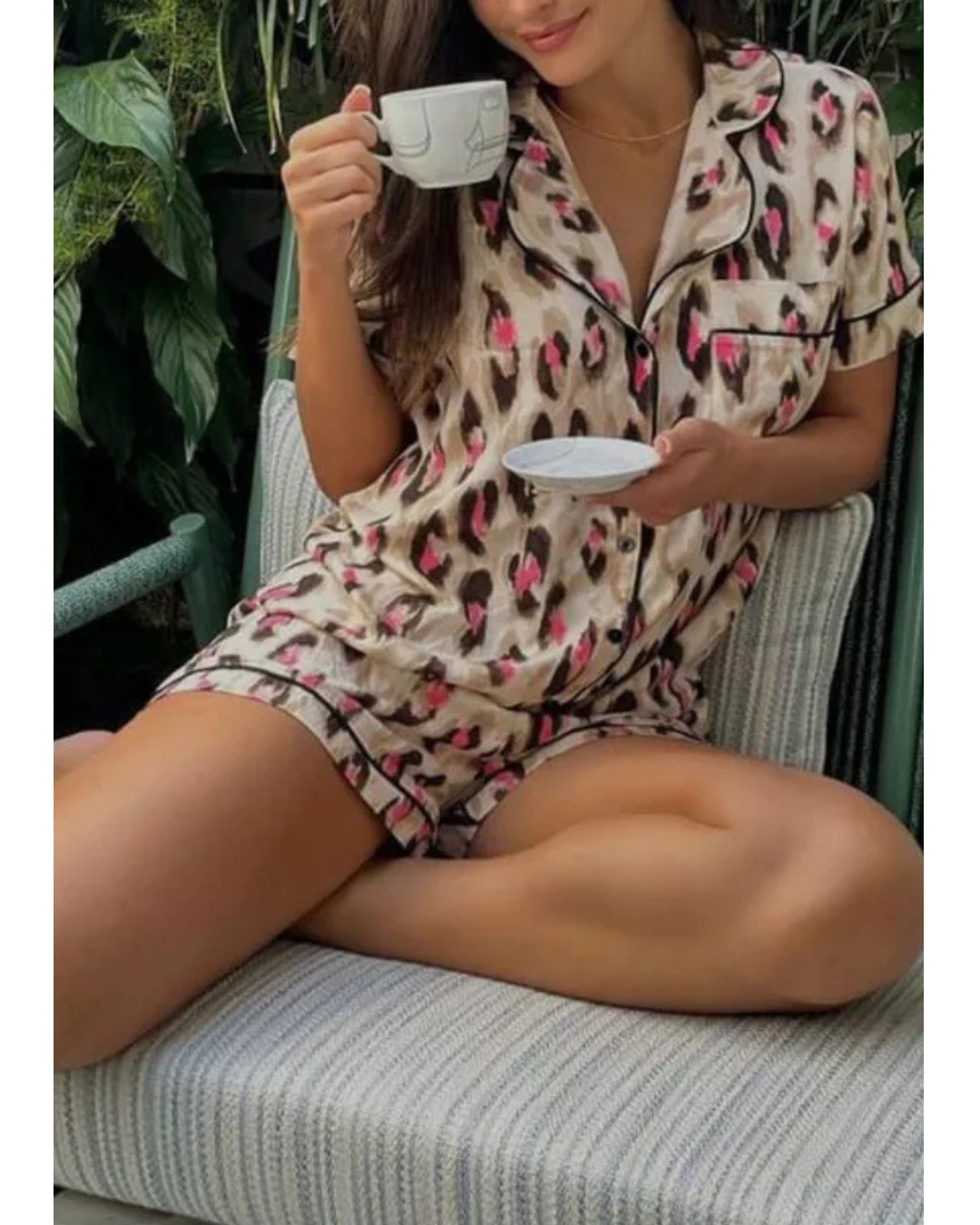 Pijama Feminino Americano Em Viscose Curto Onça Rosa